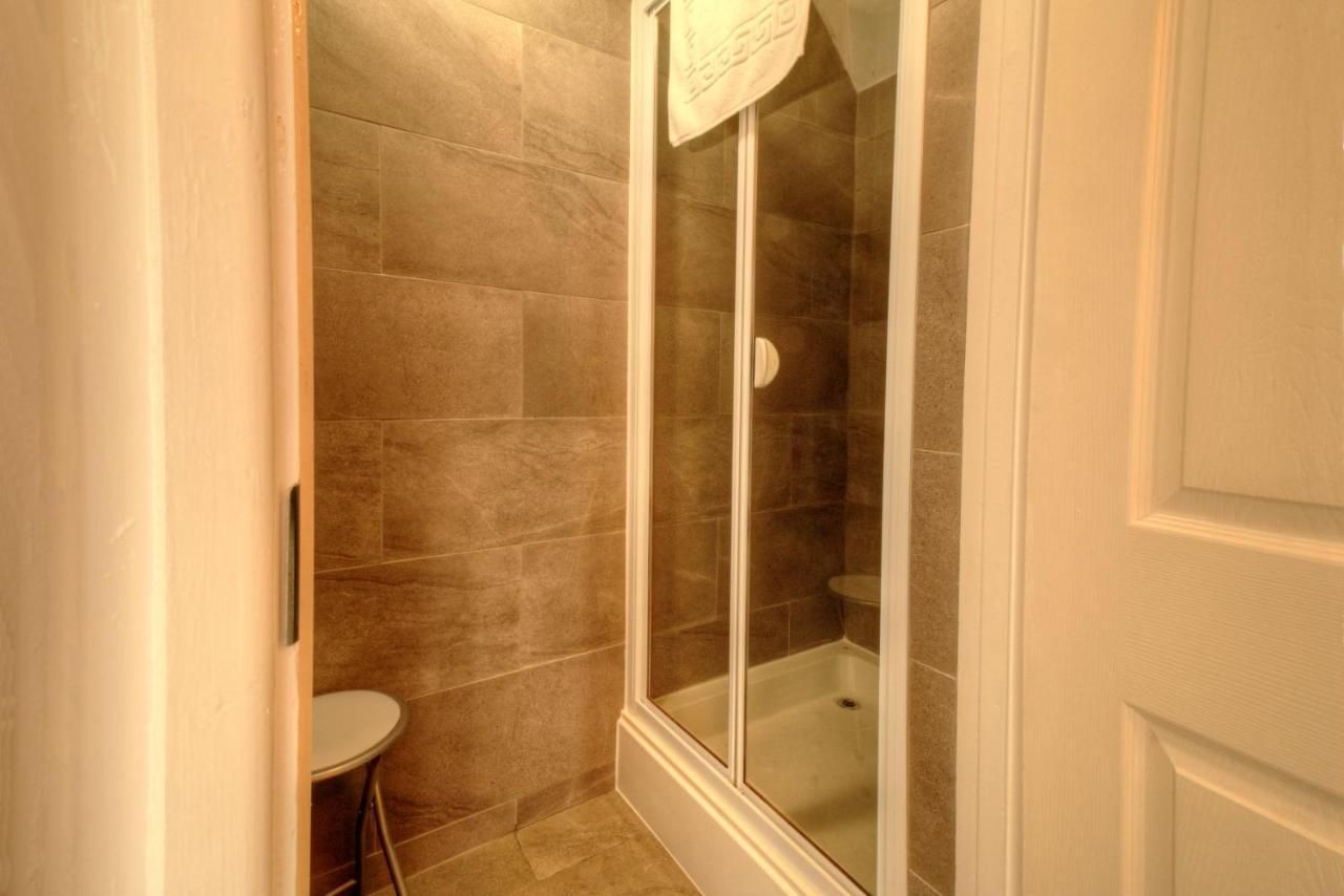 Pass The Keys Shore To Please - Sea Views And Beach Front Modern 1Bed Apt With Sofabed 朴次茅斯 外观 照片
